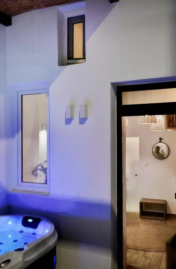 Little Venice Suites Mykonos Town 0*,